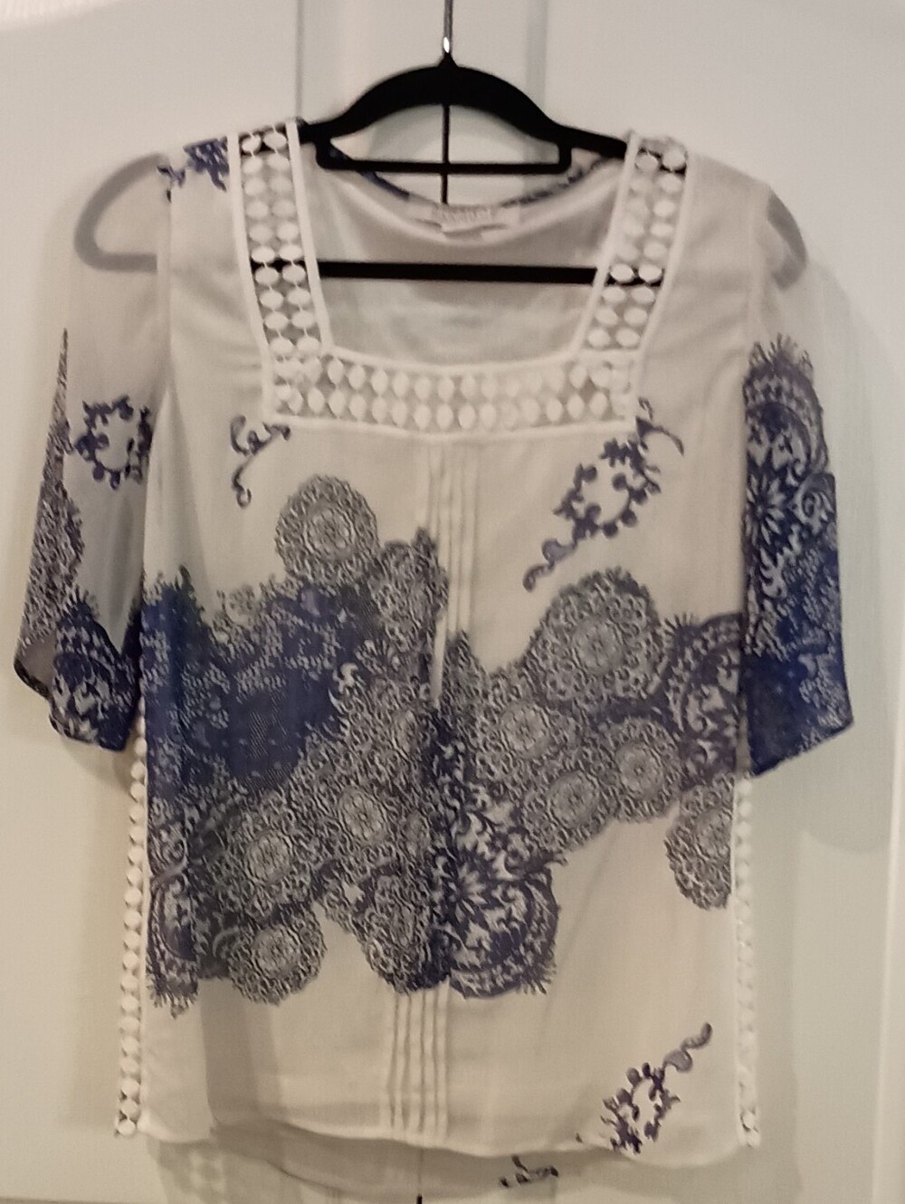 Badgley Mischka Cream and Navy Paisley Print Tunic
